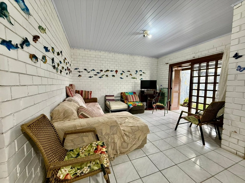 CASA COM 105M² EM ATLÂNTIDA SUL: 8ª foto da galeria de imagens do imóvel