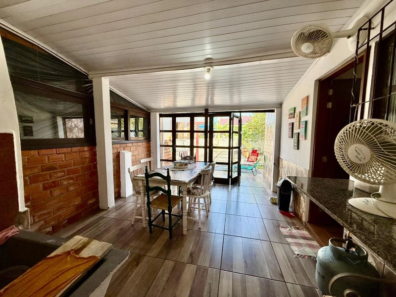 CASA  EM ATLÂNTIDA SUL - MOBILIADA / FINANCIAMENTO BANCÁRIO: 19ª foto da galeria de imagens do imóvel
