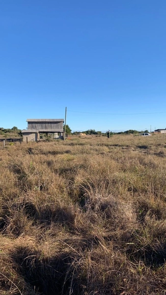 TERRENO GRANDE NA PRAIA SANTA RITA DE CÁSSIA: 3ª foto da galeria de imagens do imóvel