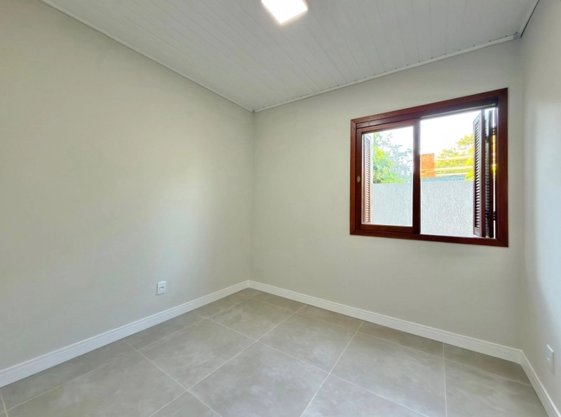 Casa com 03 dormitórios na Avenida: 6ª foto da galeria de imagens do imóvel
