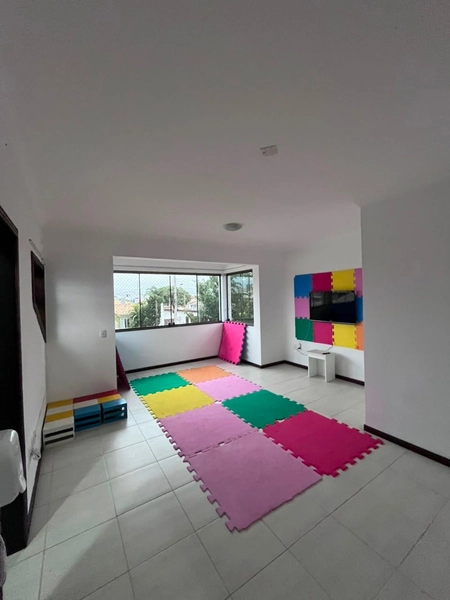 MANSÃO COM 4 DORMITÓRIOS E POTENCIAL COMERCIAL: 7ª foto da galeria de imagens do imóvel