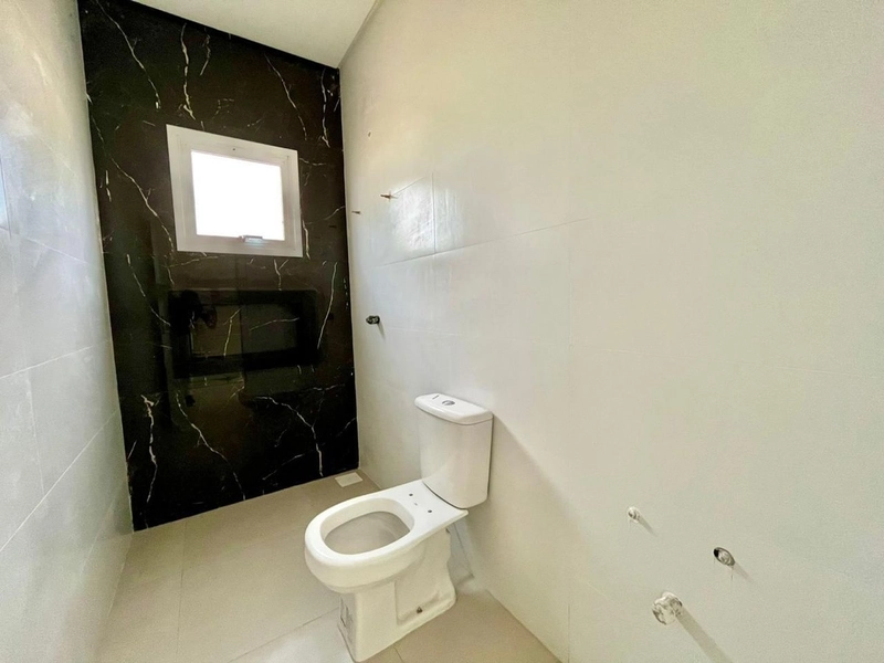 CASA DE ESQUINA COM SUÍTE: 4ª foto da galeria de imagens do imóvel