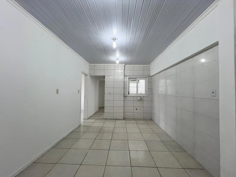 CASA COM TERRENO INTEIRO - 2 DORMITÓRIOS: 6ª foto da galeria de imagens do imóvel