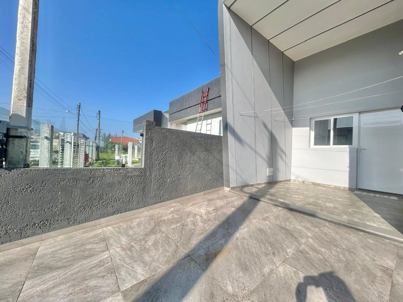 CASA 2 DORMITÓRIOS COM SUÍTE PERTINHO DO MAR NA GUARANI: 7ª foto da galeria de imagens do imóvel