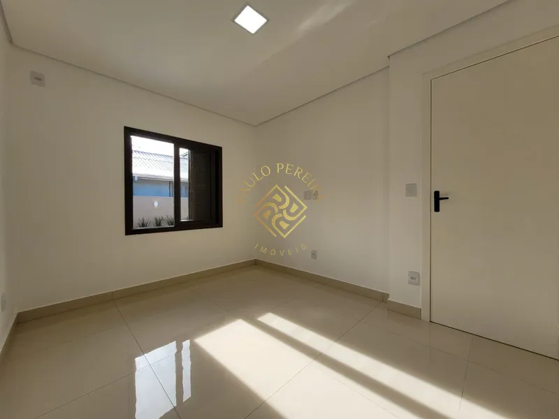 CASA COM PISCINA EM MARIÁPOLIS: 19ª foto da galeria de imagens do imóvel