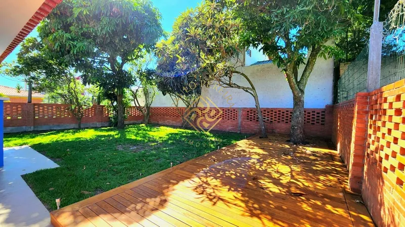 BELÍSSIMA CASA EM ATLÂNTIDA: 4ª foto da galeria de imagens do imóvel
