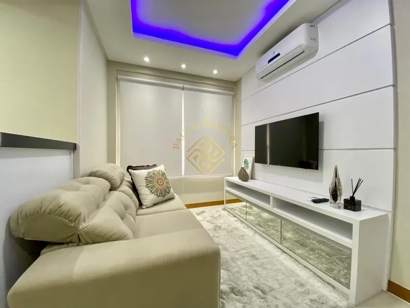 APARTAMENTO À DUAS QUADRAS DO MAR!: 2ª foto da galeria de imagens do imóvel