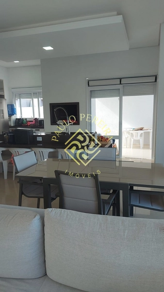Casa térrea, moderna, frente mar: 28ª foto da galeria de imagens do imóvel