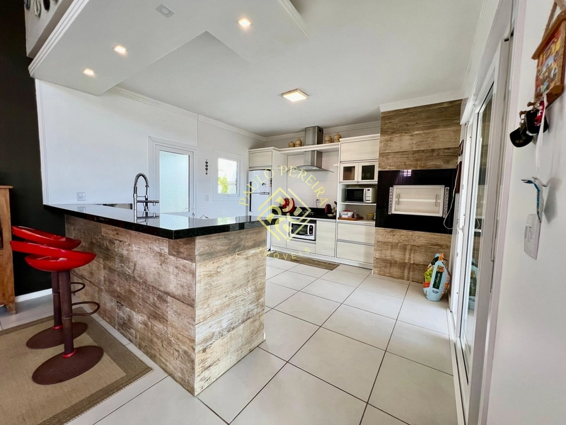 CASA HÁ 50 PASSOS DO MAR: 47ª foto da galeria de imagens do imóvel