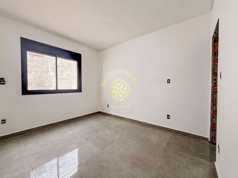 CASA DE CONDOMÍNIO NA RUA!! ISSO MESMO: 2ª foto da galeria de imagens do imóvel