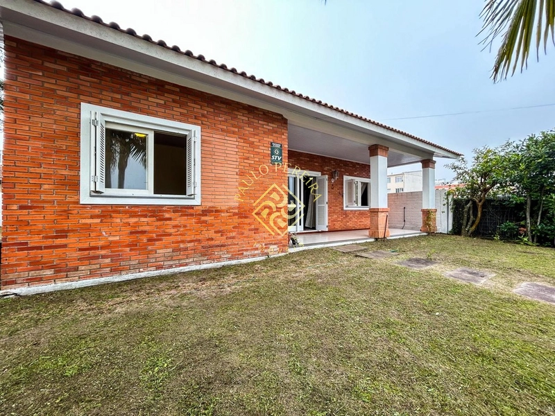 Casa à Venda em Atlântida – Conforto e Localização Privilegiada!: 2ª foto da galeria de imagens do imóvel
