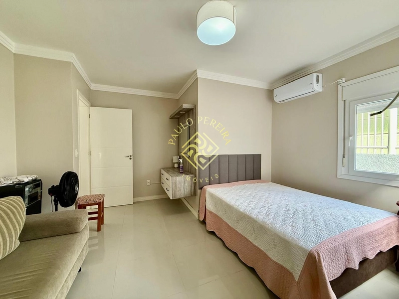 Sobrado Alto Padrão em Atlântida Sul – Mobiliado, Decorado e Pronto Pa: 17ª foto da galeria de imagens do imóvel