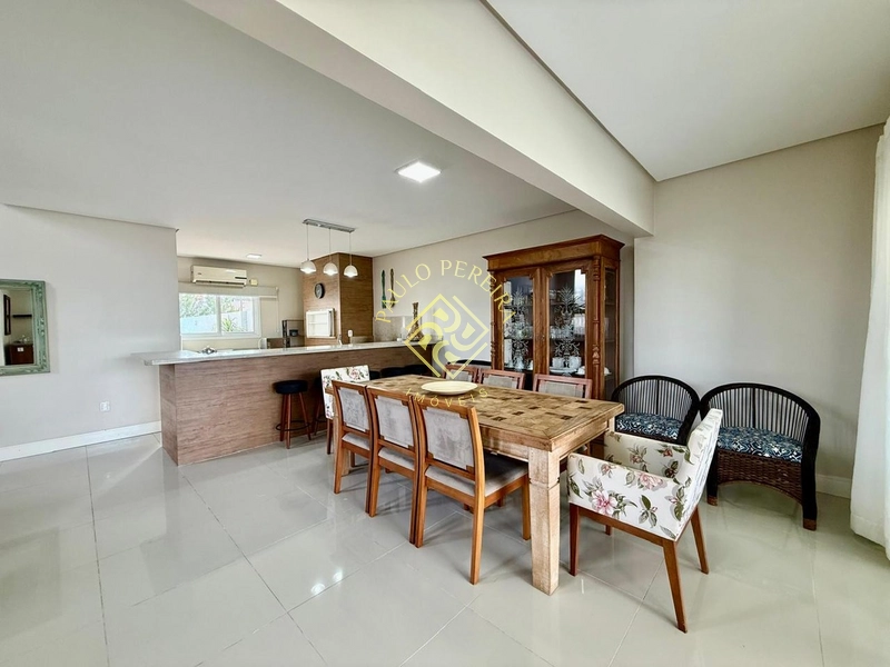 Sobrado Alto Padrão em Atlântida Sul – Mobiliado, Decorado e Pronto Pa: 14ª foto da galeria de imagens do imóvel