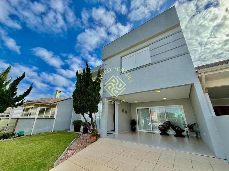 Sobrado Alto Padrão em Atlântida Sul – Mobiliado, Decorado e Pronto Pa: 3ª foto da galeria de imagens do imóvel