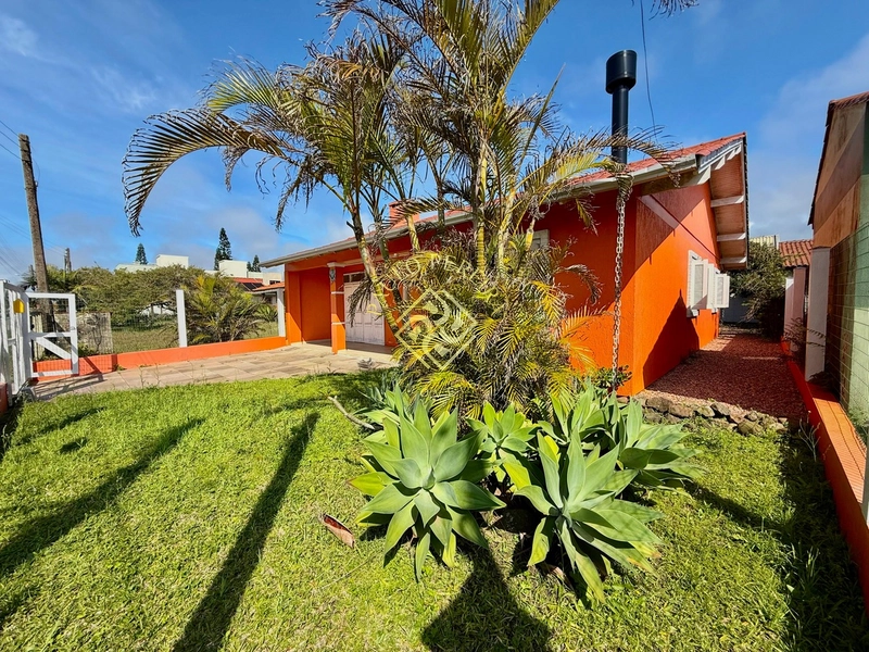 Casa frente mar, 3 dormitórios (1 suíte) + piscina: 3ª foto da galeria de imagens do imóvel