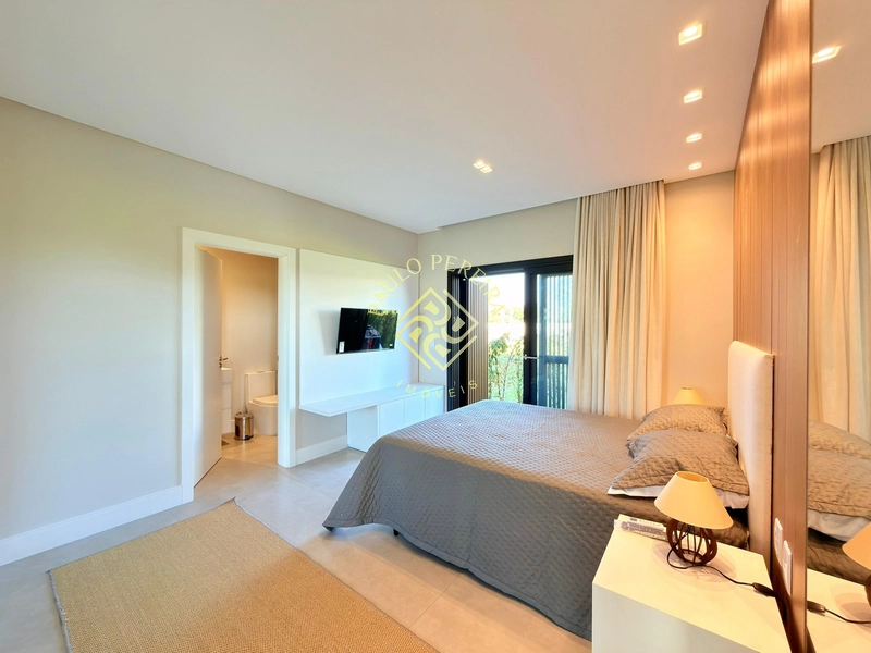 SOBRADO 5 SUÍTES - COM ELEVADOR: 31ª foto da galeria de imagens do imóvel