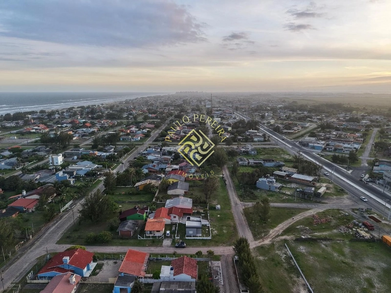 CASA TÉRREA DE ESQUINA: 22ª foto da galeria de imagens do imóvel
