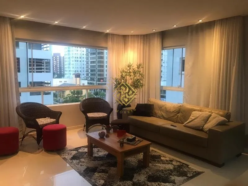 APARTAMENTO AMPLO: 1ª foto da galeria de imagens do imóvel