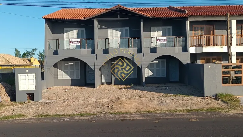 SOBRADO NA AV. BEIRA MAR EM ATLÂNTIDA SUL: 1ª foto da galeria de imagens do imóvel