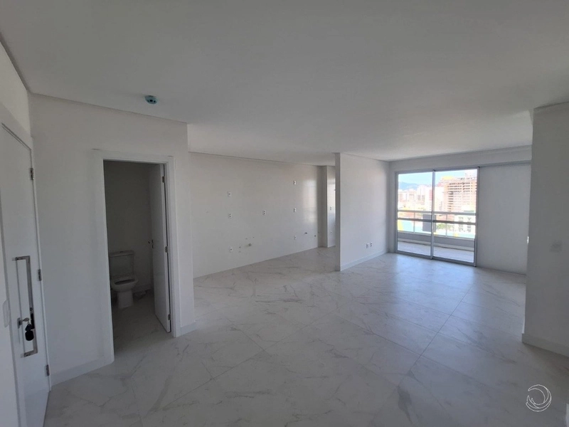 Apartamento no Estreito com 3 dormitórios, sendo 3 suítes com 1 vaga: 16ª foto da galeria de imagens do imóvel