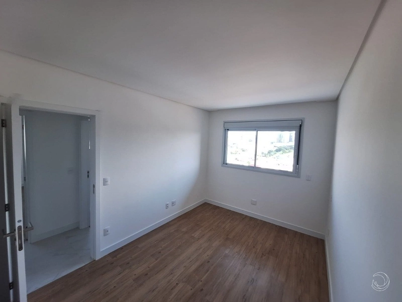 Apartamento no Estreito com 3 dormitórios, sendo 3 suítes com 1 vaga: 14ª foto da galeria de imagens do imóvel