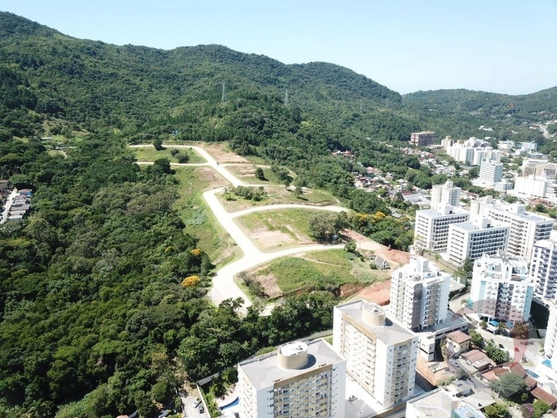 Terreno no Itacurubi com 614,26 m² de área: 6ª foto da galeria de imagens do imóvel