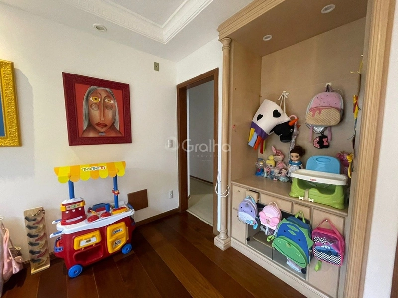 Apartamento no Centro com 4 dormitórios sendo 2 suítes e 2 vgs 237m²: 20ª foto da galeria de imagens do imóvel