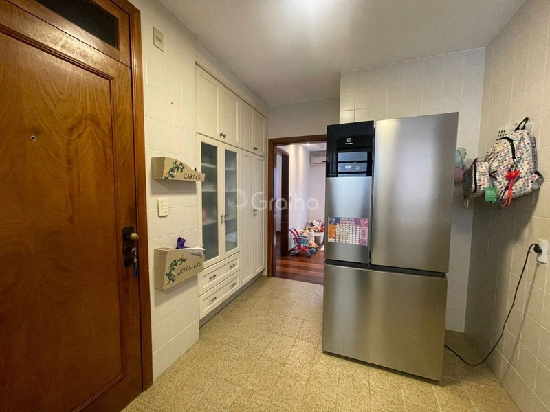 Apartamento no Centro com 4 dormitórios sendo 2 suítes e 2 vgs 237m²: 10ª foto da galeria de imagens do imóvel