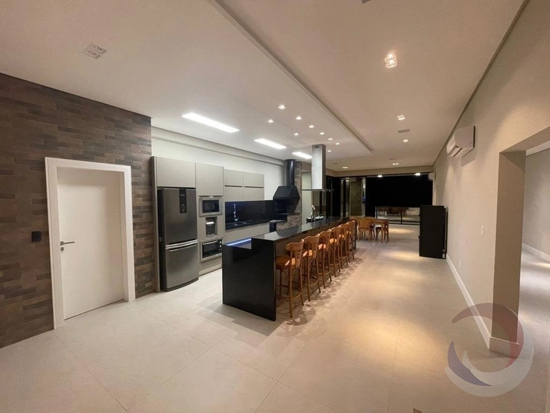 casa na Serra catarinense com 4 suítes - Rancho Queimado: 1ª foto da galeria de imagens do imóvel