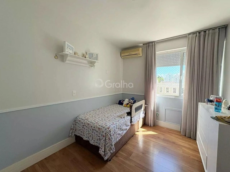 Apartamento no Centro com 3 dormitórios, sendo 1 suíte 2 vagas 229 m²: 18ª foto da galeria de imagens do imóvel