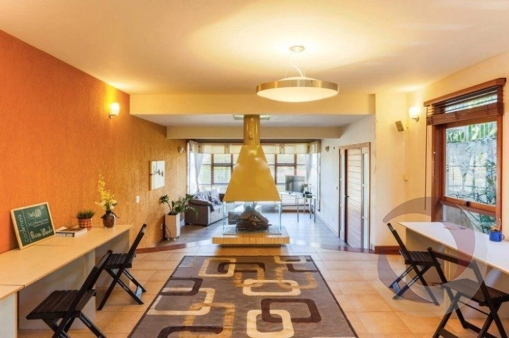 Casa no João Paulo com 5 dormitórios, sendo 4 suítes e 5 vagas: 5ª foto da galeria de imagens do imóvel