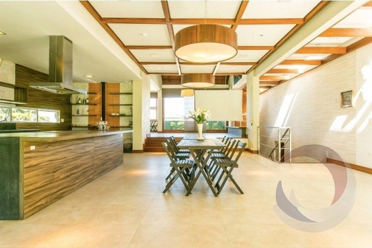 Casa no João Paulo com 5 dormitórios, sendo 4 suítes e 5 vagas: 9ª foto da galeria de imagens do imóvel