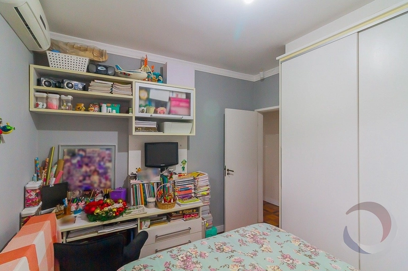 Casa residencial na Trindade com 6 dormitórios sendo 2 suítes - 368m²: 8ª foto da galeria de imagens do imóvel