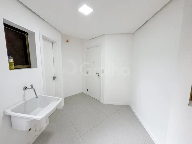 Apartamento na Agronômica Com 3 dormitórios, sendo 03 suíte e 2 vagas: 18ª foto da galeria de imagens do imóvel