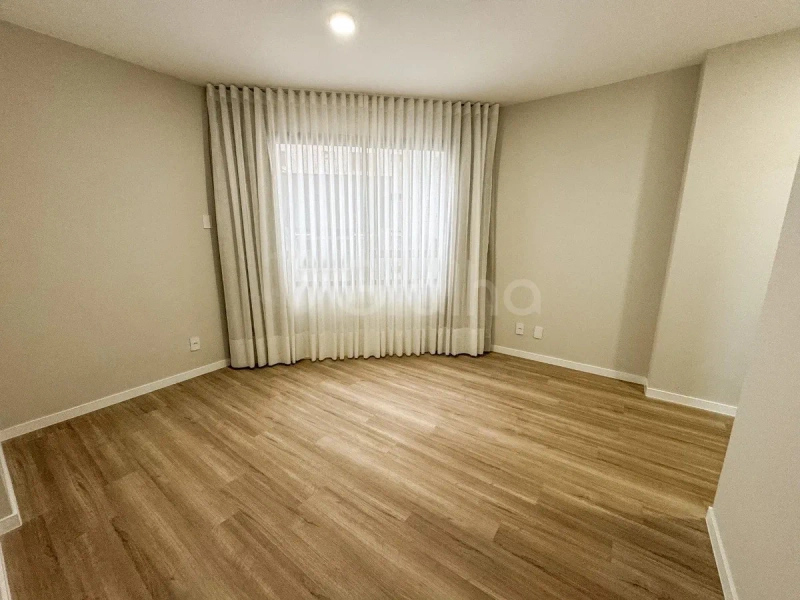 Apartamento na Agronômica Com 3 dormitórios, sendo 03 suíte e 2 vagas: 26ª foto da galeria de imagens do imóvel