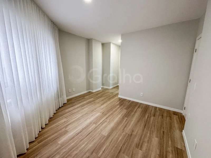 Apartamento na Agronômica Com 3 dormitórios, sendo 03 suíte e 2 vagas: 25ª foto da galeria de imagens do imóvel