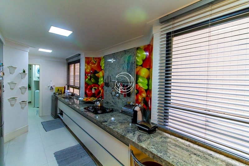Apartamento na Agronômica Com 4 dormitórios, sendo 02 suíte e 2 vagas: 12ª foto da galeria de imagens do imóvel