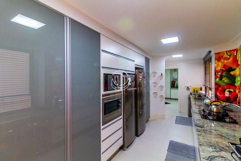 Apartamento na Agronômica Com 4 dormitórios, sendo 02 suíte e 2 vagas: 11ª foto da galeria de imagens do imóvel