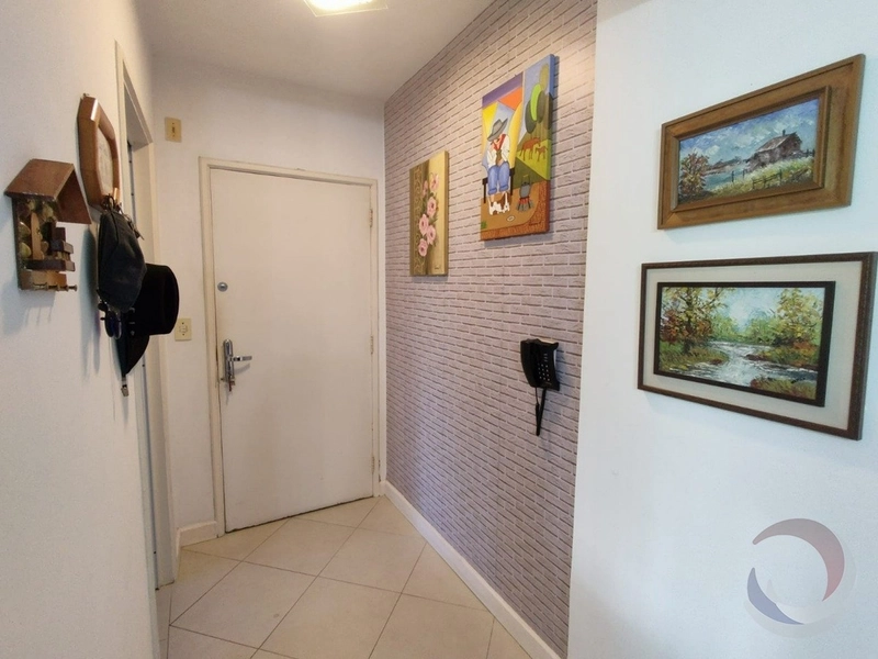 Apartamento na Agronômica com 3 dormitórios, sendo 1 suíte e 1 vaga: 10ª foto da galeria de imagens do imóvel