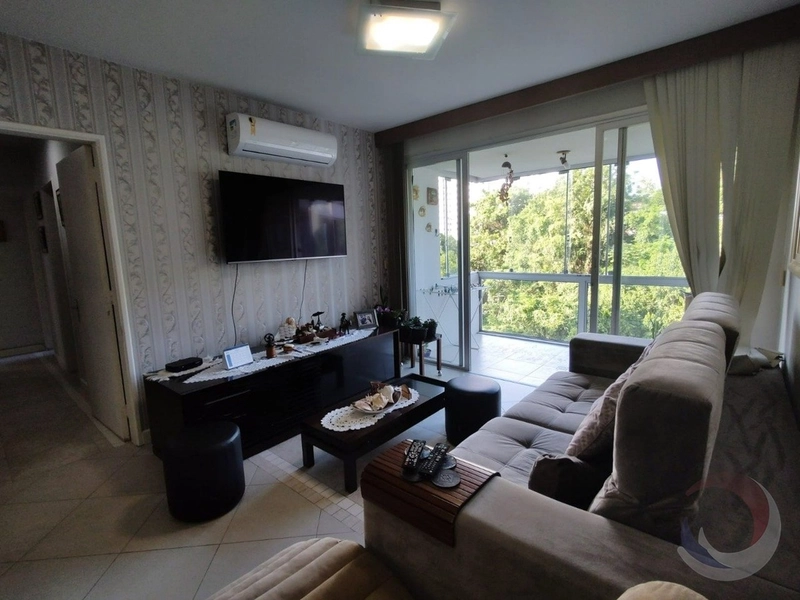 Apartamento na Agronômica com 3 dormitórios, sendo 1 suíte e 1 vaga: 4ª foto da galeria de imagens do imóvel