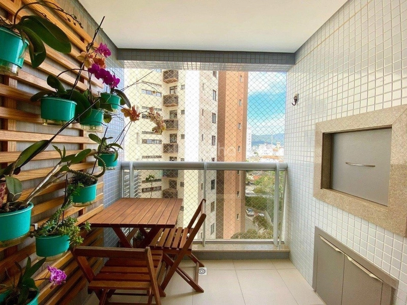 Apartamento na Agronômica com 3 dormitórios, sendo 1 suíte e 1 vaga.: 5ª foto da galeria de imagens do imóvel