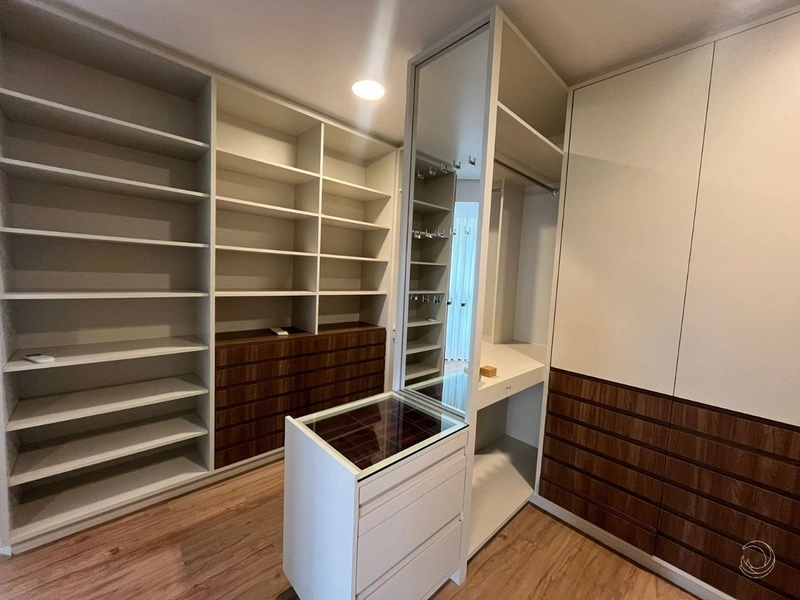 Apartamento no Centro com 3 suítes e 4 vagas de garagem - 256 m²: 34ª foto da galeria de imagens do imóvel