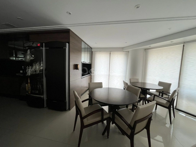 Apartamento no Centro  com 4 suítes e 4 vagas de garagem - 256 m²: 36ª foto da galeria de imagens do imóvel