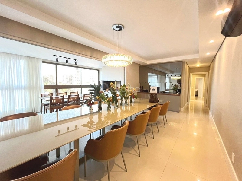 Apartamento no Centro  com 4 suítes e 4 vagas de garagem - 256 m²: 41ª foto da galeria de imagens do imóvel