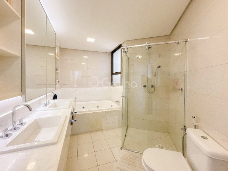 Apartamento no Centro  com 4 suítes e 4 vagas de garagem - 256 m²: 17ª foto da galeria de imagens do imóvel