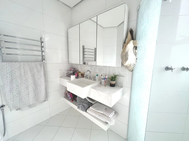 Apartamento no Centro  com 4 suítes e 4 vagas de garagem - 256 m²: 23ª foto da galeria de imagens do imóvel