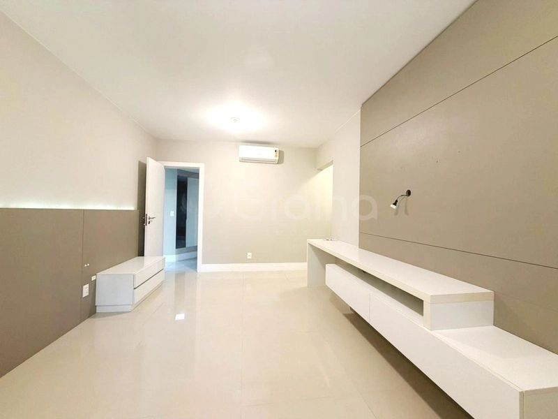Apartamento no Centro  com 4 suítes e 4 vagas de garagem - 256 m²: 17ª foto da galeria de imagens do imóvel