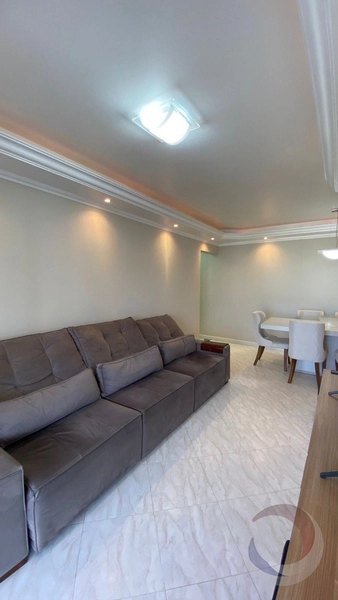 Apartamento no Estreito com 3 dormitórios, sendo 1 suíte e 2 vagas: 4ª foto da galeria de imagens do imóvel