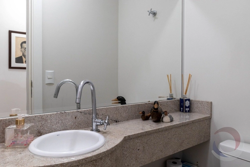 Apartamento na Agronomica com 3 dormitórios 1 suíte e 5 vagas - 133m²: 5ª foto da galeria de imagens do imóvel