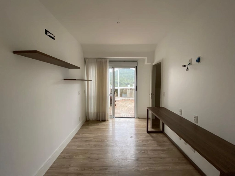 Apartamento no Itacurubi com 4 dormitórios, sendo 2 suítes e 2 vagas: 18ª foto da galeria de imagens do imóvel